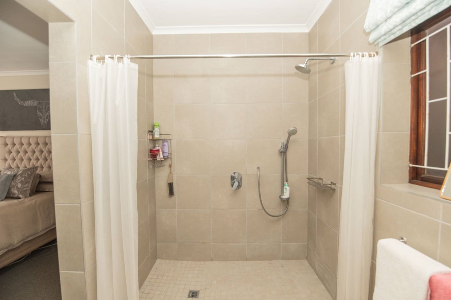 3 Bedroom Property for Sale in Summerstrand Eastern Cape
